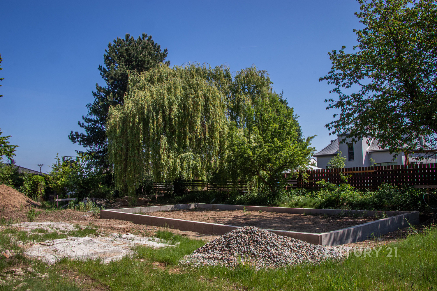 Prodej stavebního pozemku 877 m² – fotografie 2