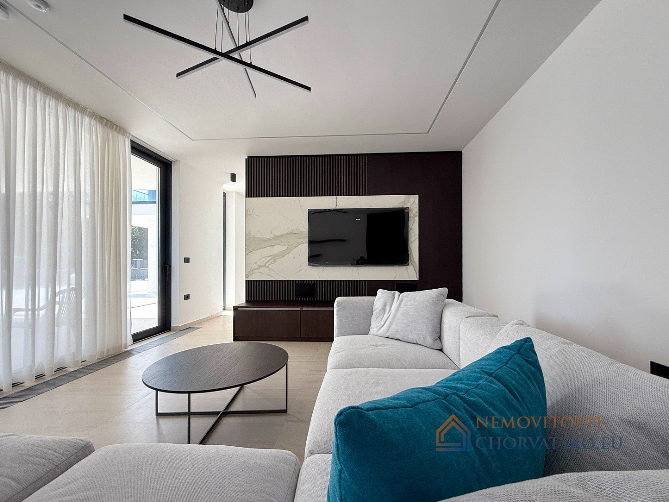 Prodej domu 227 m² s pozemkem 651 m² - Aanzicht 4