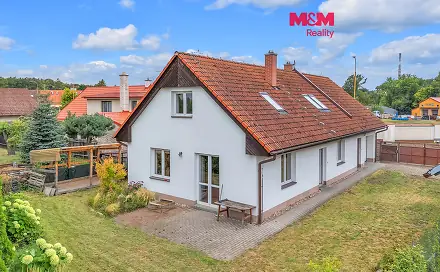 Prodej domu 201 m² s pozemkem 478 m², Zdechovice, okres Pardubice