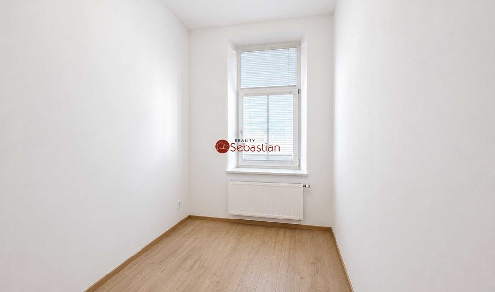 Pronájem kanceláře 71 m², Pardubice – náhled fotky 10