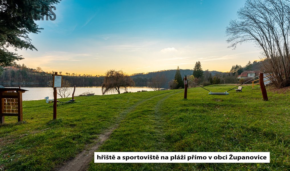 Prodej stavebního pozemku 950 m², Županovice – náhled fotky 8