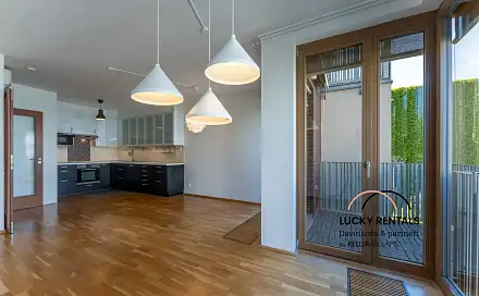 Pronájem bytu 3+kk 76 m²