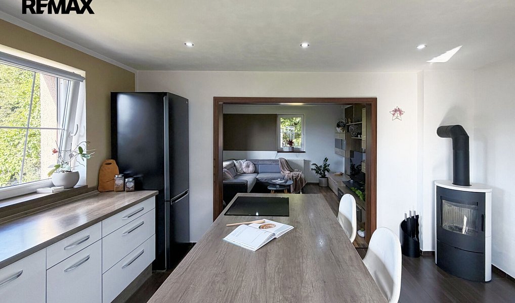 Prodej domu 197 m² s pozemkem 3 575 m², Nejdek – náhled fotky 9