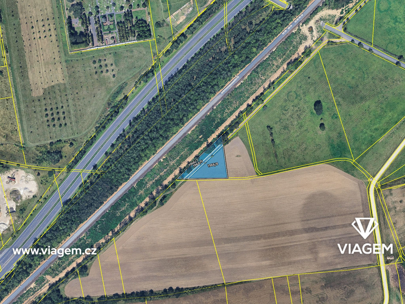 Prodej pole 1 889 m² – pohled 4