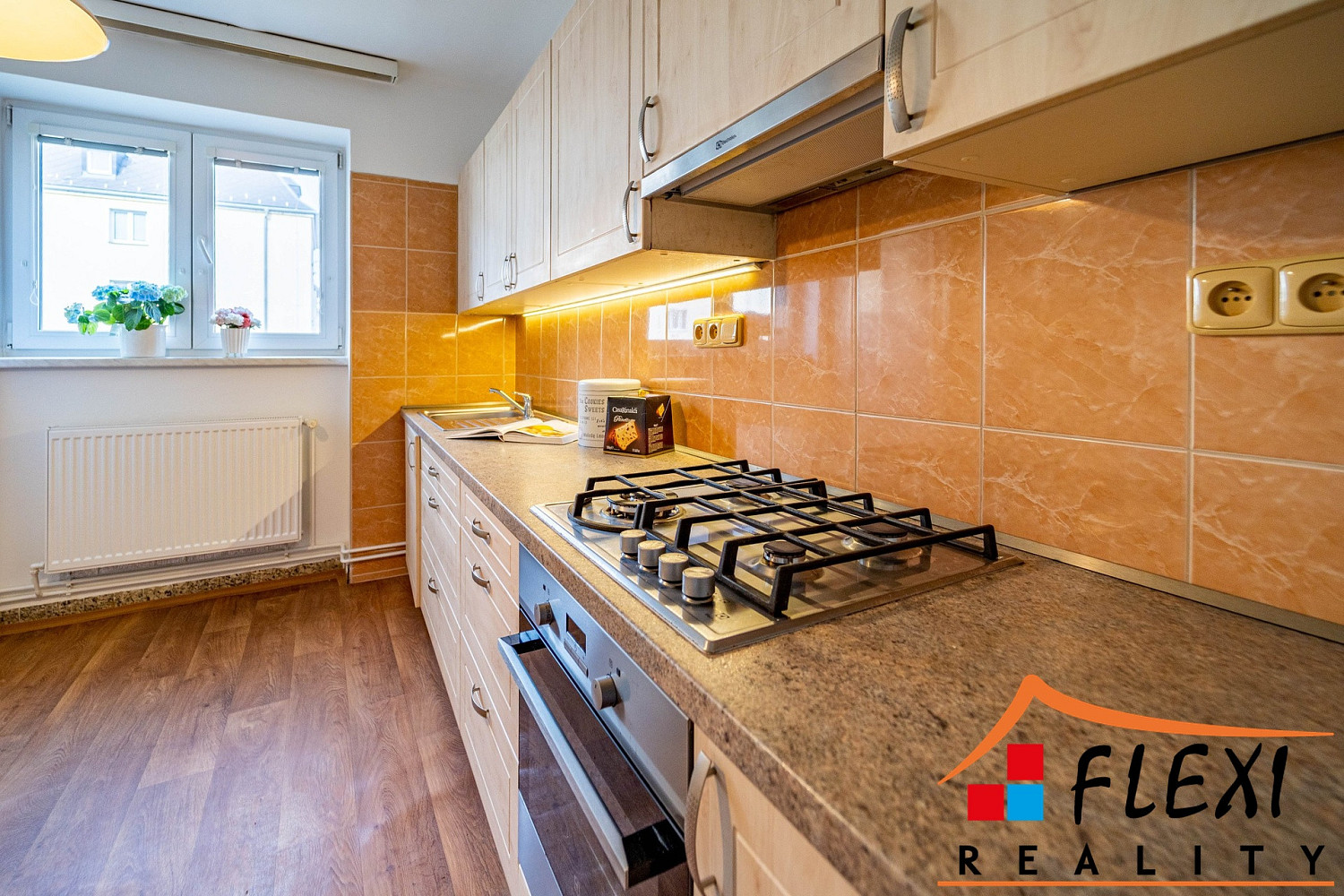 Pronájem bytu 2+1 60 m² – fotografie 3