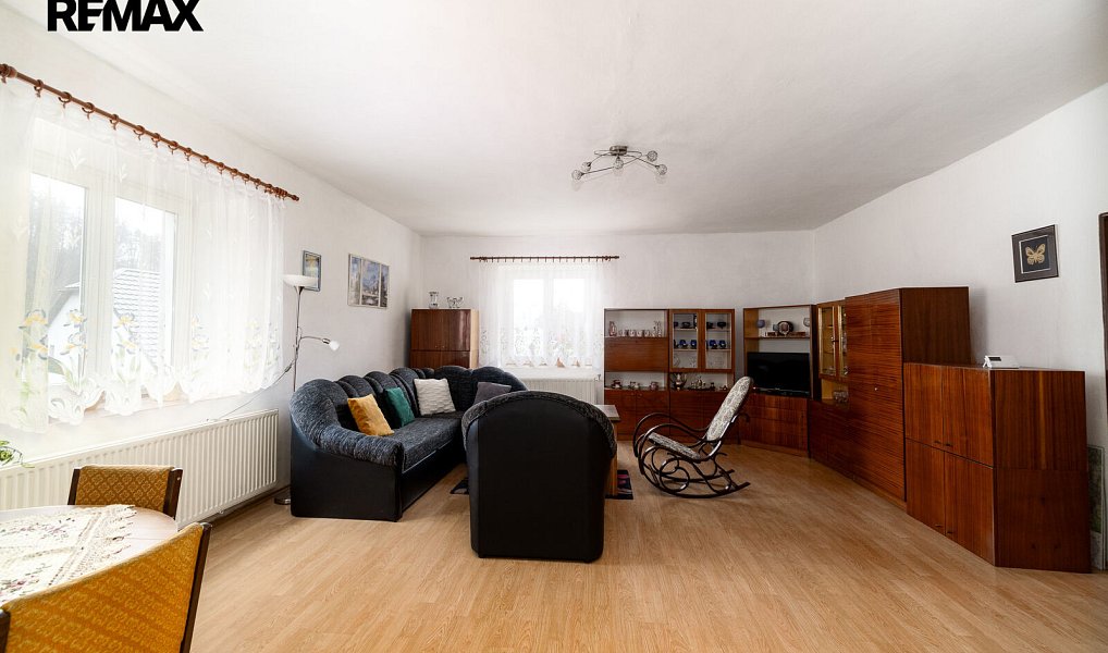 Prodej domu 226 m² s pozemkem 2 380 m², Hošťálkovy – náhled fotky 6