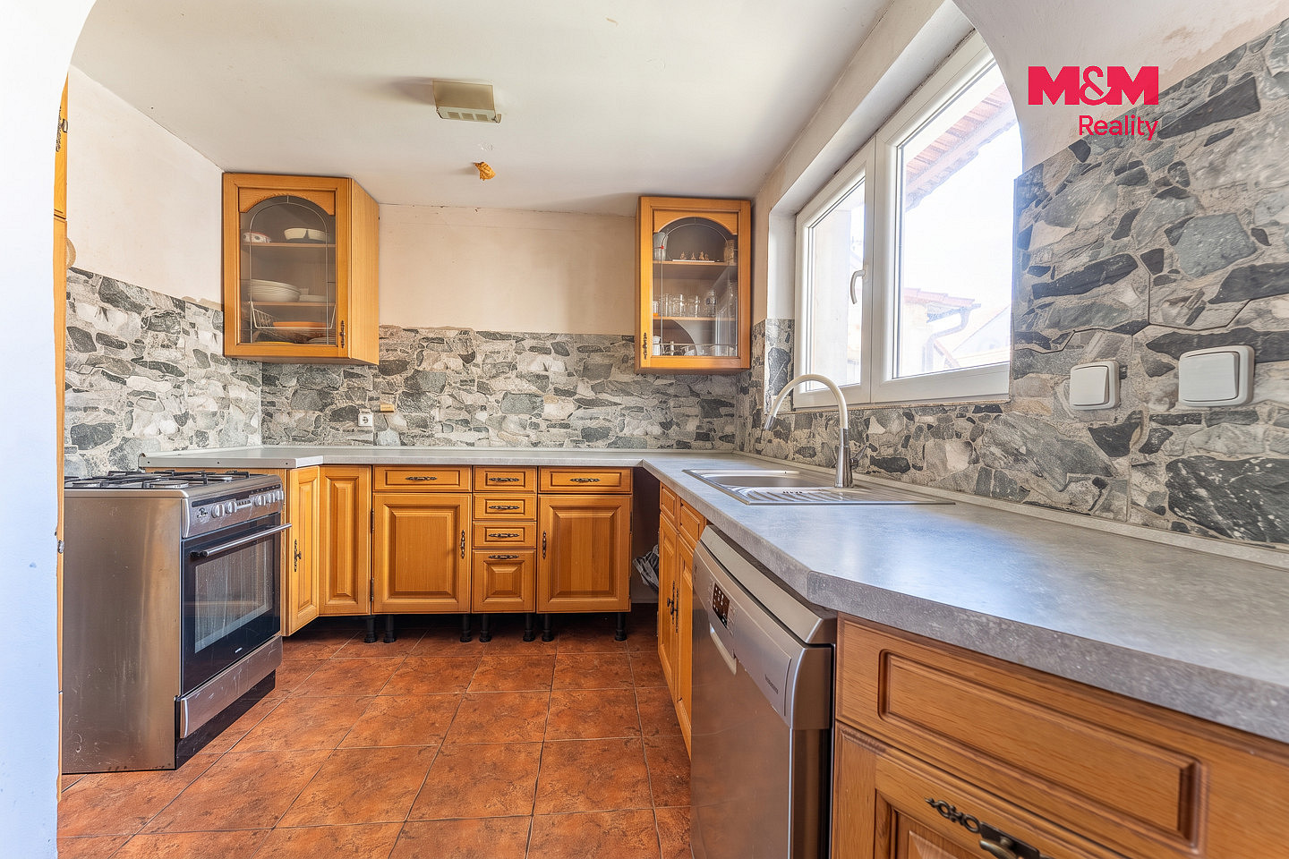 Prodej domu 171 m² s pozemkem 525 m² — photo 2