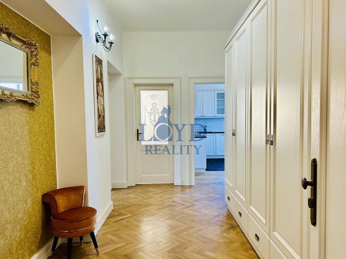 Prodej bytu 2+1 92 m² — photo 2