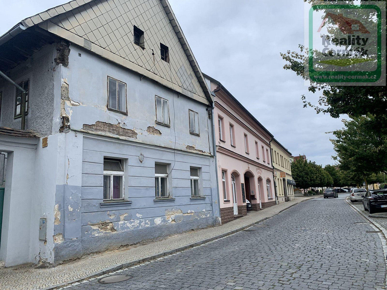 Prodej domu 380 m² s pozemkem 680 m² – fotografie 2