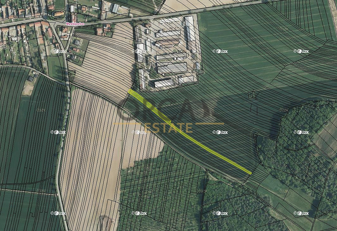 Prodej pole 2 042 m²