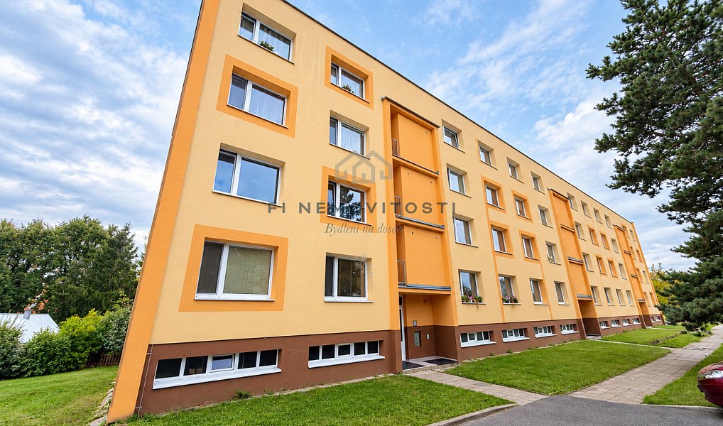 Prodej bytu 3+1 68 m², Žandov – náhled fotky 2