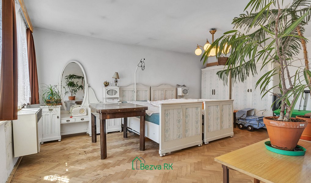Prodej domu 224 m² s pozemkem 542 m², Beroun – náhled fotky 22