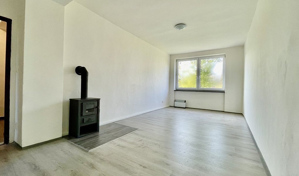 Pronájem bytu 2+1 60 m², Kunovice – náhled fotky 3