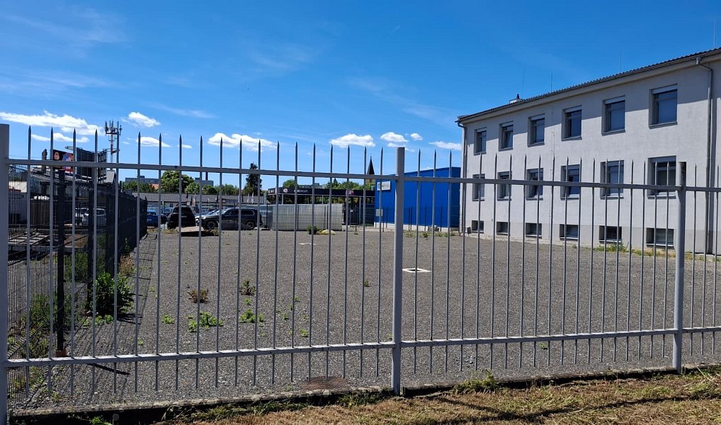 Pronájem komerčního pozemku 1 087 m², Olomouc – náhled fotky 2