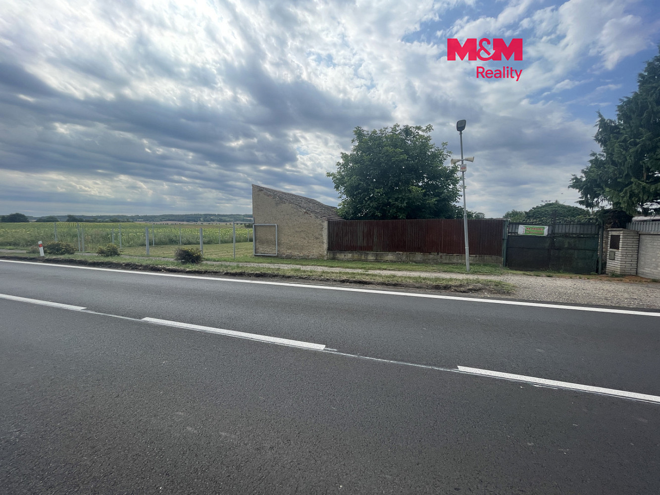 Prodej stavebního pozemku 1 066 m²