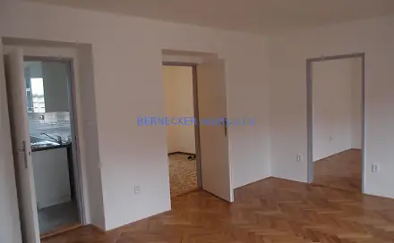 Pronájem bytu 2+1 56 m², Horova, Hradec Králové - Pražské Předměstí