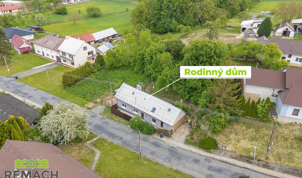 Prodej domu 99 m² s pozemkem 671 m², Lechotice – náhled fotky 17