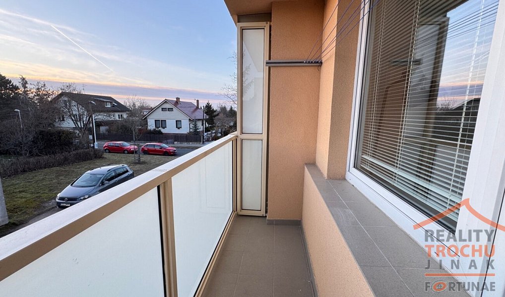 Pronájem bytu 1+1 36 m², Hradec Králové – náhled fotky 6