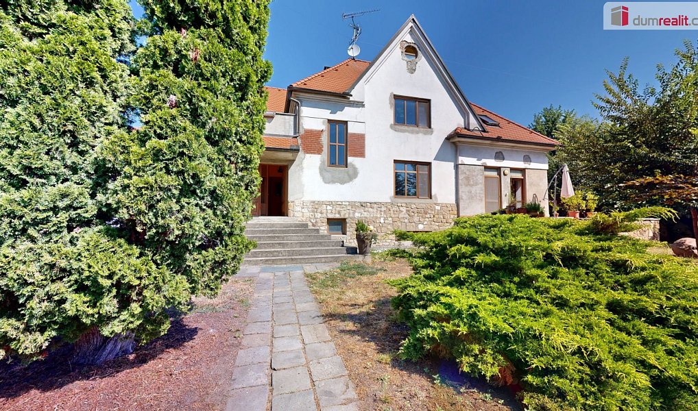 Prodej domu 303 m² s pozemkem 1 885 m², Hodonín – náhled fotky 9