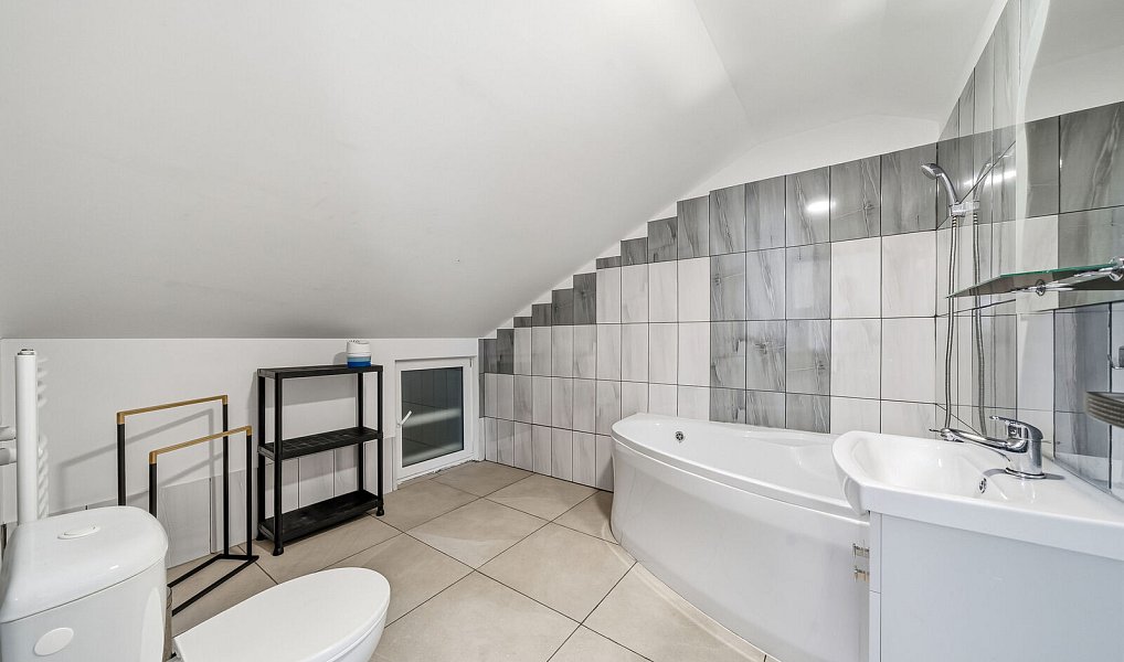 Prodej domu 127 m² s pozemkem 222 m², Ostrava – náhled fotky 25