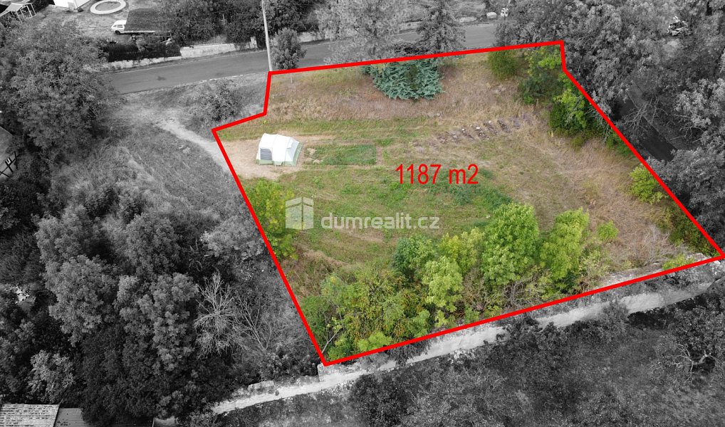 Prodej stavebního pozemku 1 187 m², Polepy – náhled fotky 16