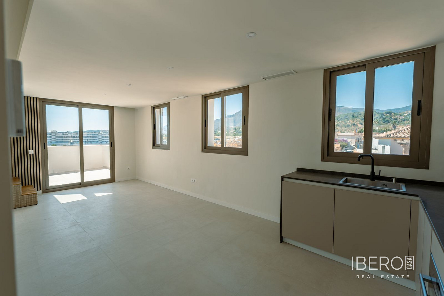 Piso 3+kk – Estepona, Barriada Islas Canarias - Vista 4