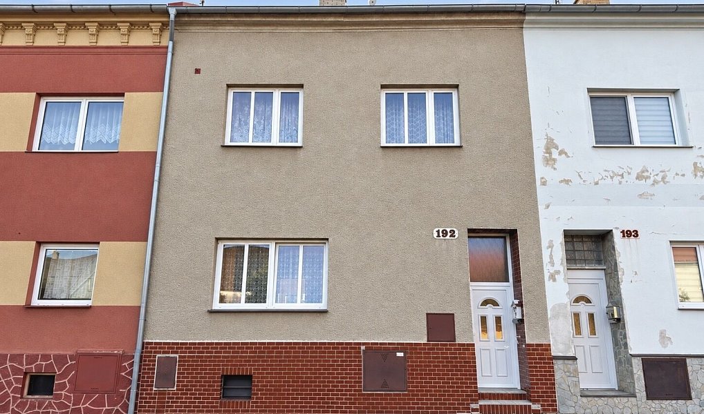 Prodej domu 183 m² s pozemkem 402 m², Spořice – náhled fotky 13