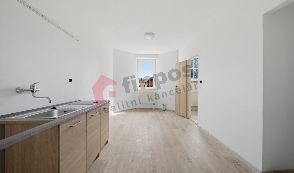 Prodej nájemního domu, činžáku 318 m², Louny – náhled fotky 18