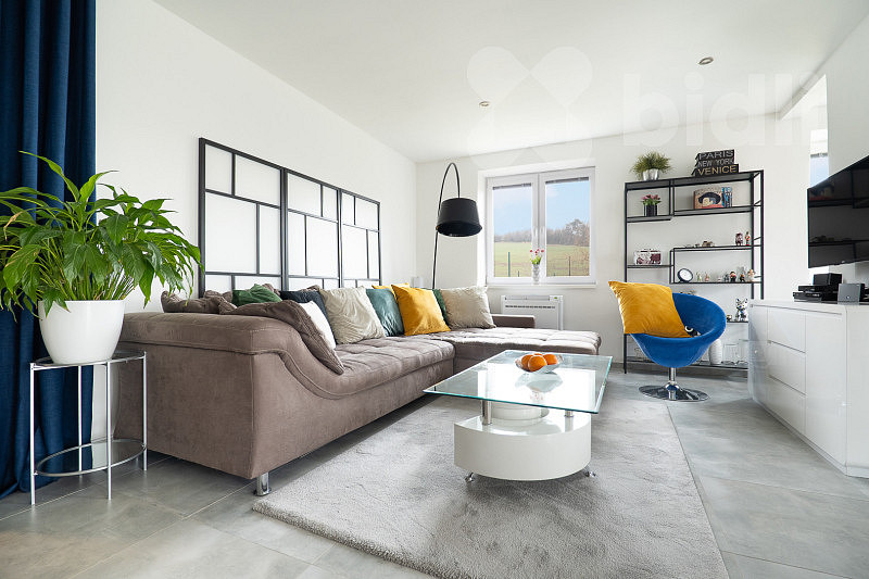 Prodej domu 193 m² s pozemkem 950 m² – fotografie 3