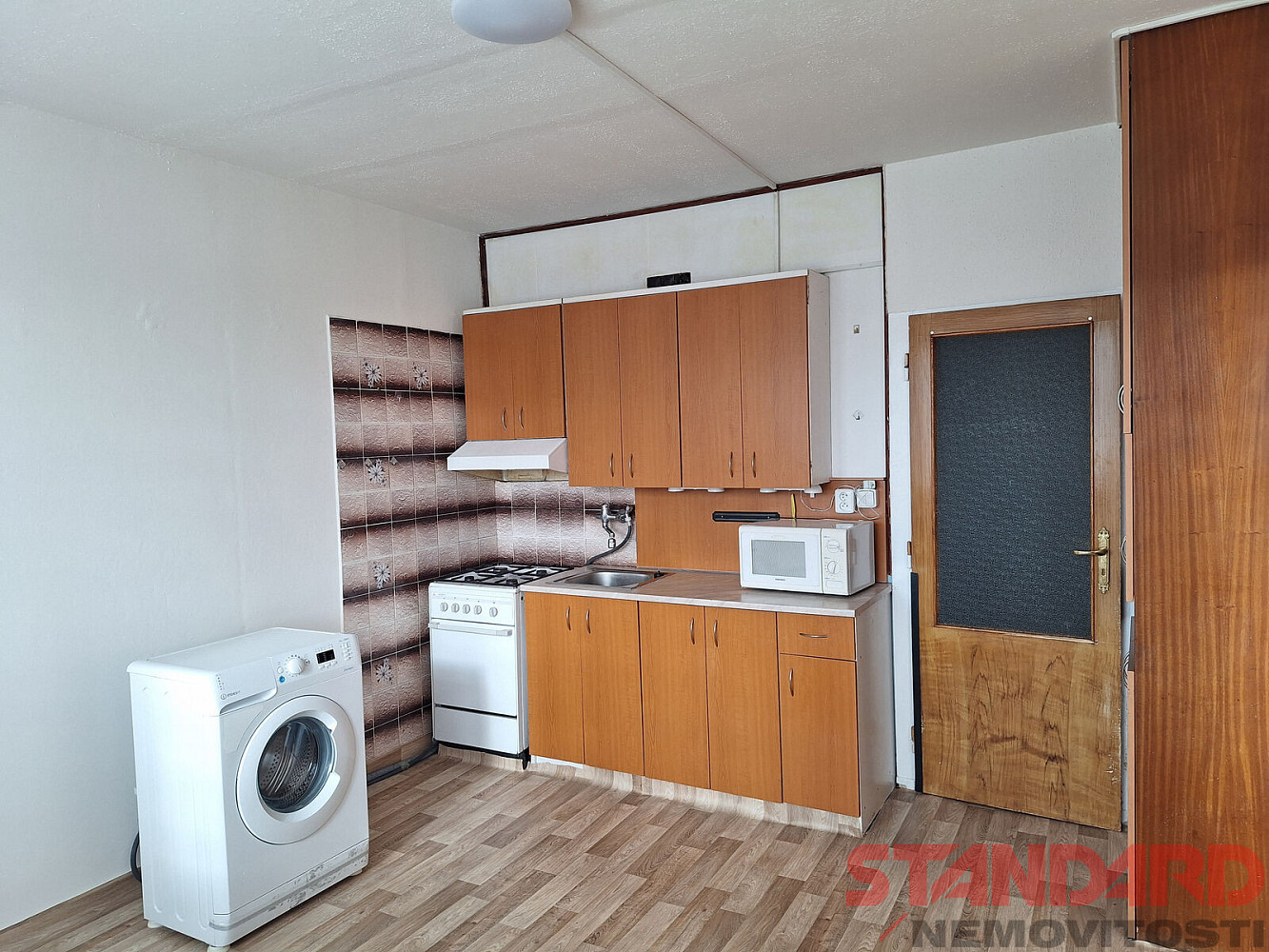 Pronájem bytu 1+1 36 m² – fotografie 2