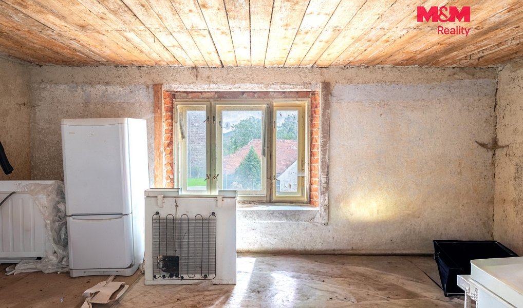Prodej stavebního pozemku 1 676 m², Strašice – náhled fotky 16