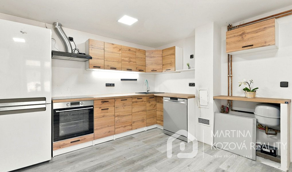 Prodej domu 95 m² s pozemkem 574 m², Kolaje – náhled fotky 4