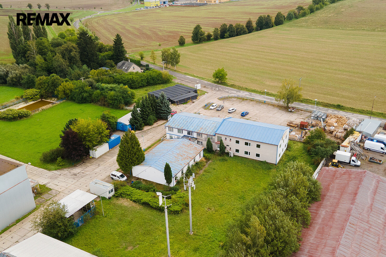 Pronájem obchodních prostor 200 m² – fotografie 5