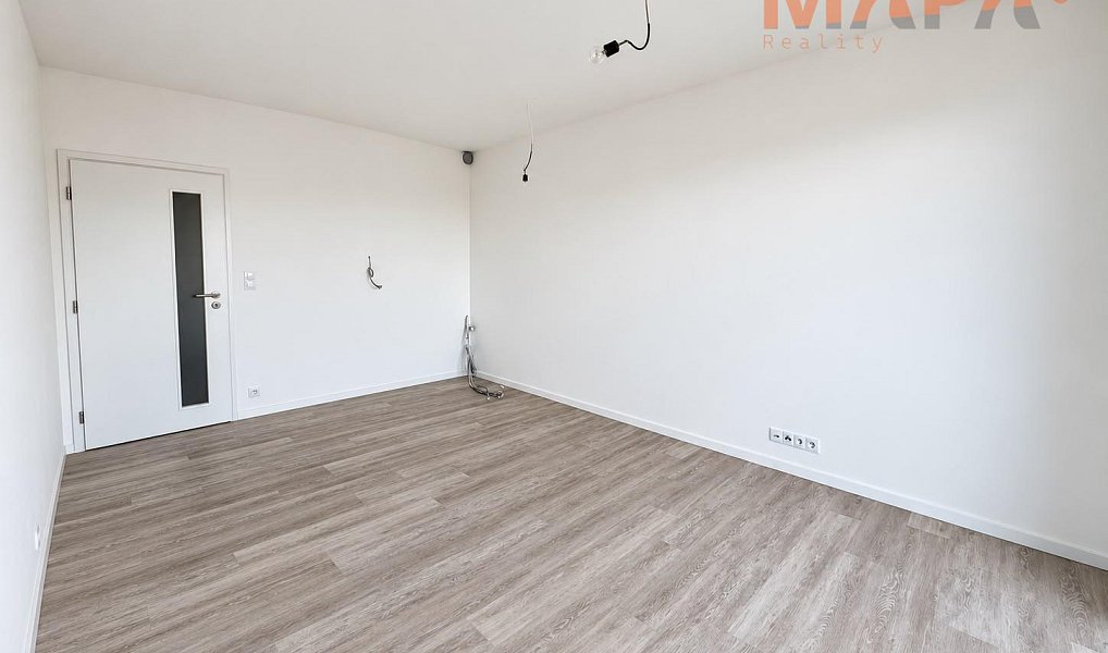 Prodej bytu 1+kk 27 m², Praha – náhled fotky 10