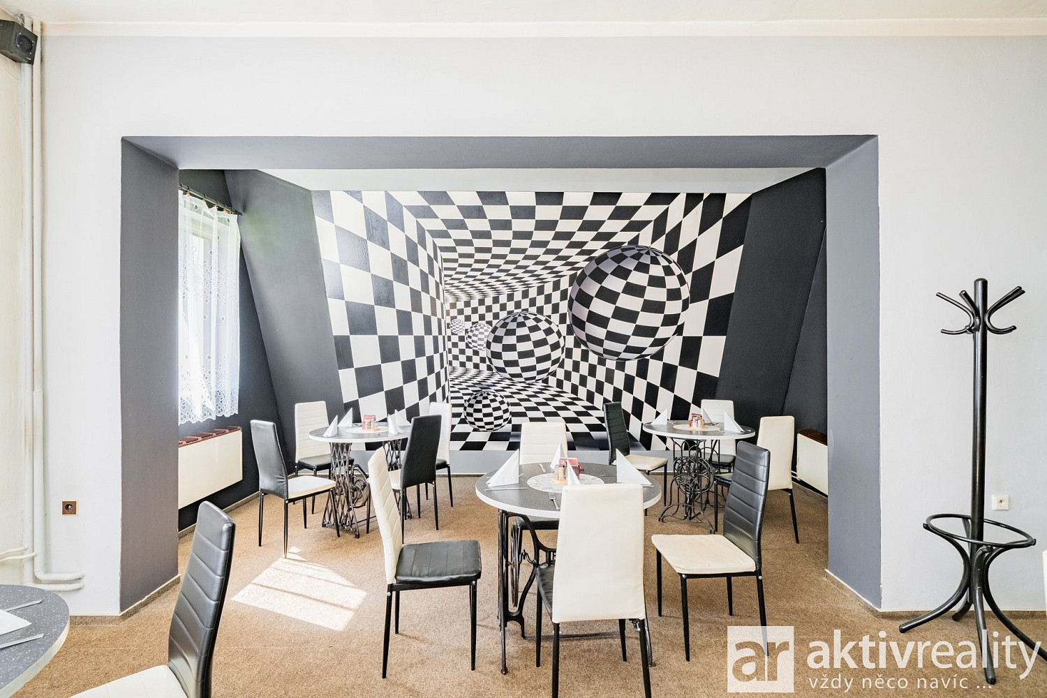 Prodej ubytovacího objektu 556 m² – fotografie 4