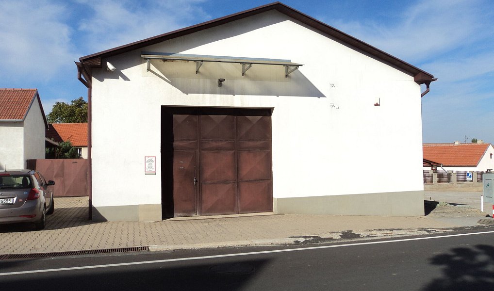 Pronájem komerčního prostoru, 500 m², Kladno, Libovice