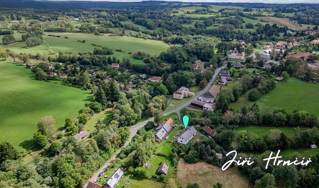 Prodej domu 313 m² s pozemkem 1 052 m², Nové Mitrovice – náhled fotky 34
