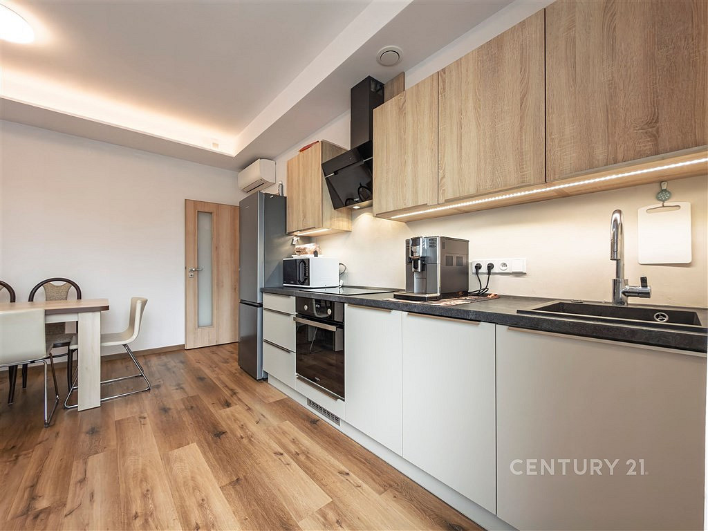 Pronájem bytu 2+kk 55 m²