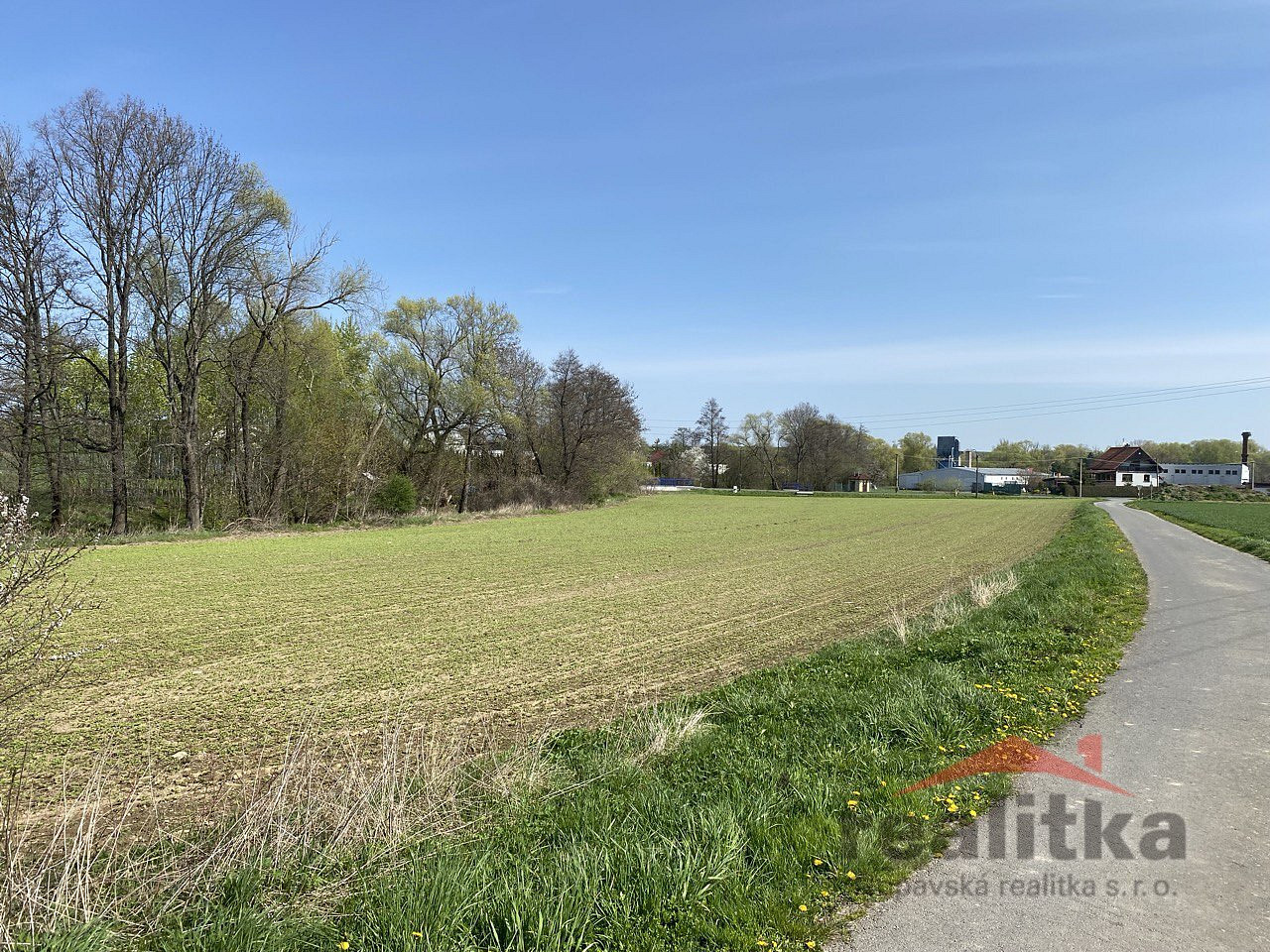 Prodej stavebního pozemku 7 575 m² – fotografie 2