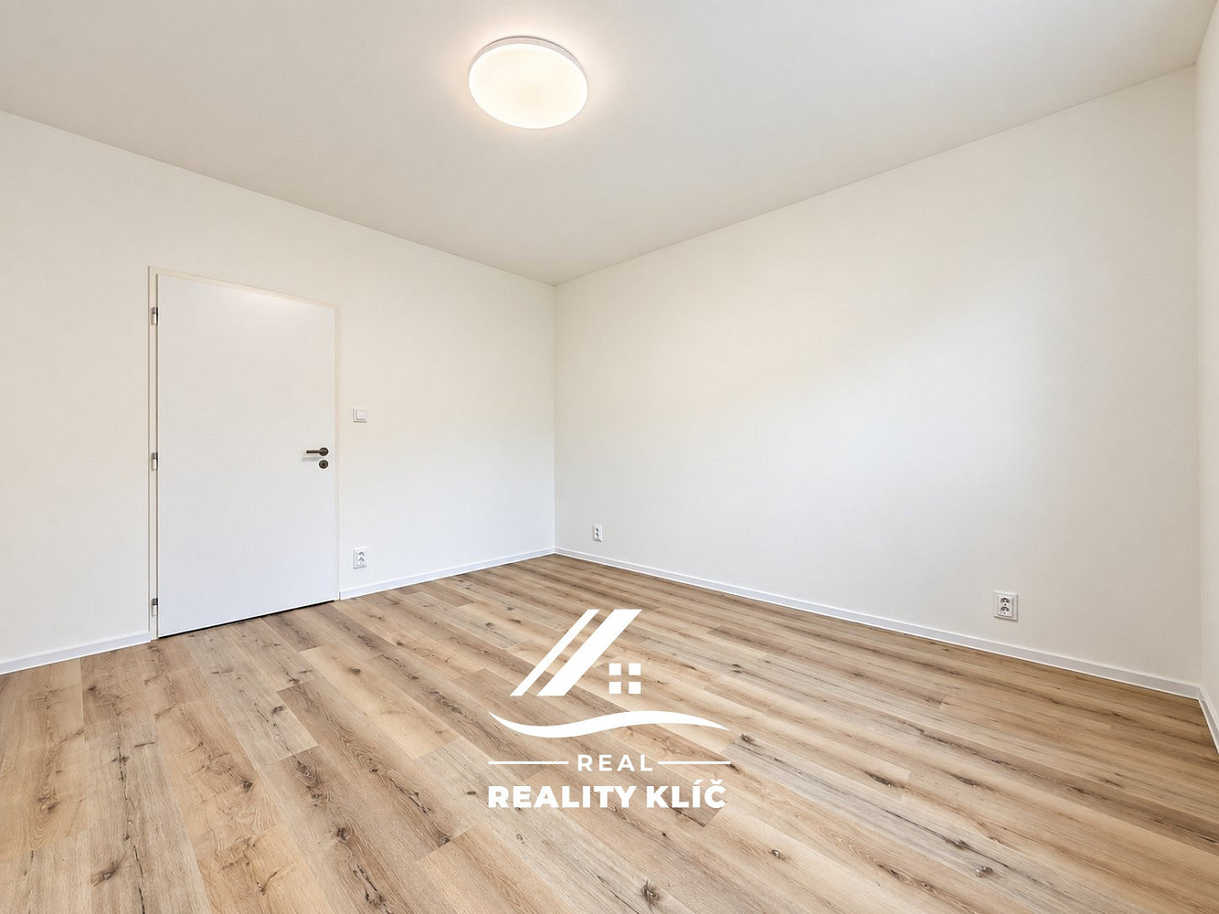Pronájem bytu 3+1 74 m² – fotografie 4