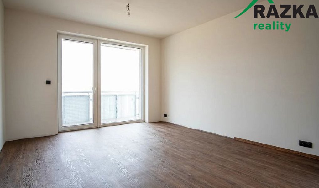 Prodej bytu 4+kk 80 m², Tachov – náhled fotky 2