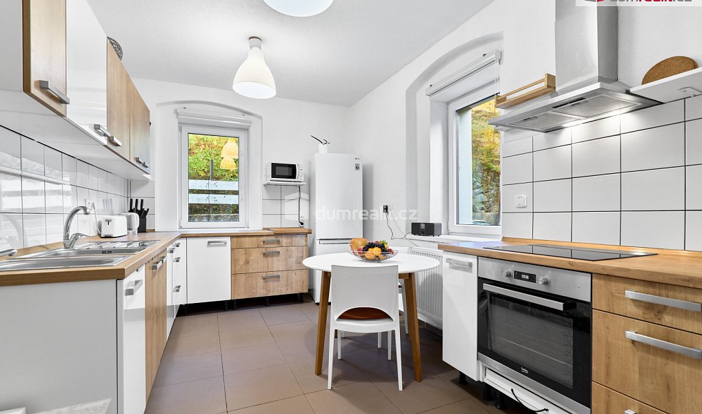 Prodej ubytovacího objektu 400 m², Jáchymov – náhled fotky 8