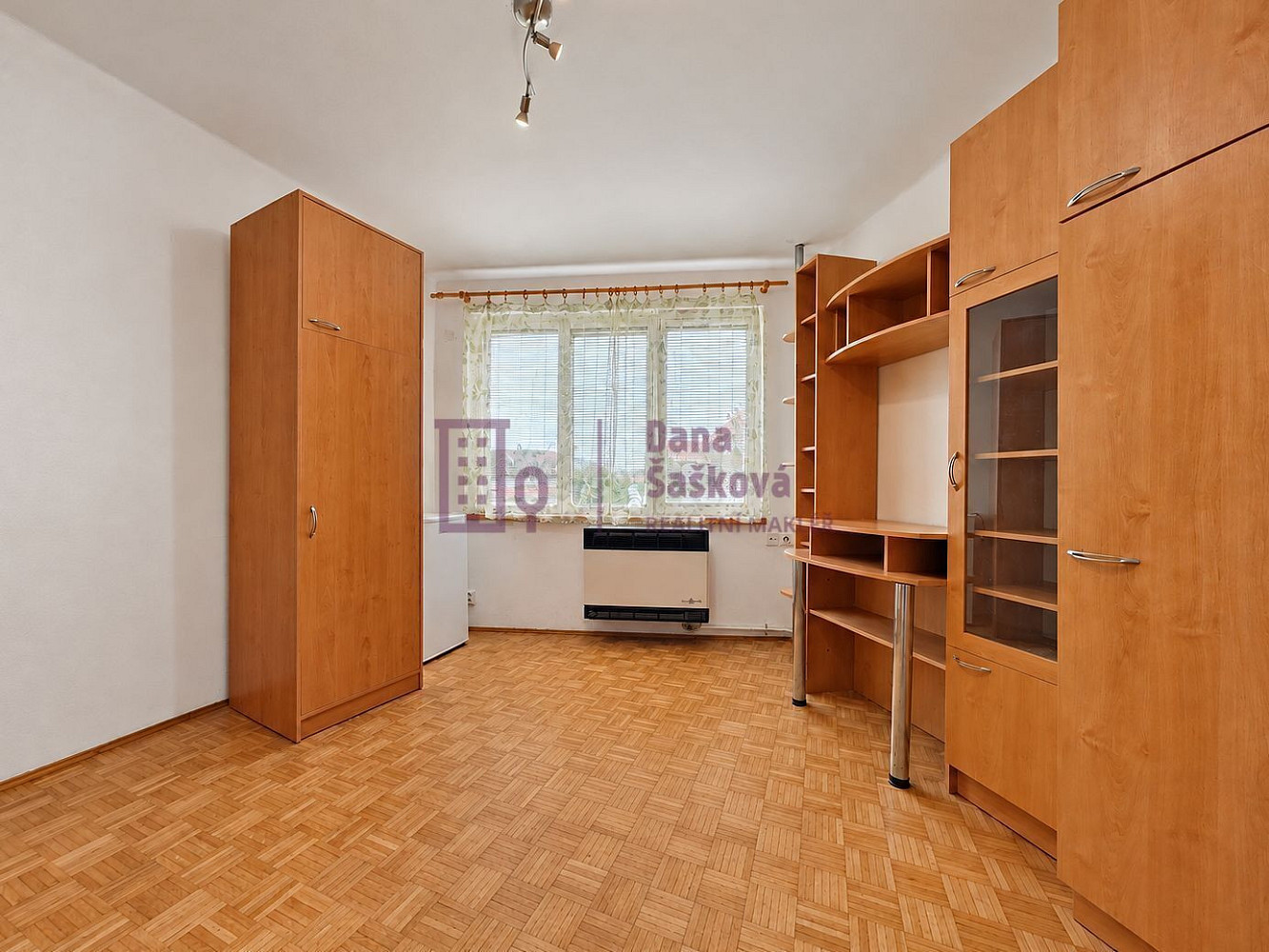 Pronájem bytu 1+kk 25 m² – fotografie 3
