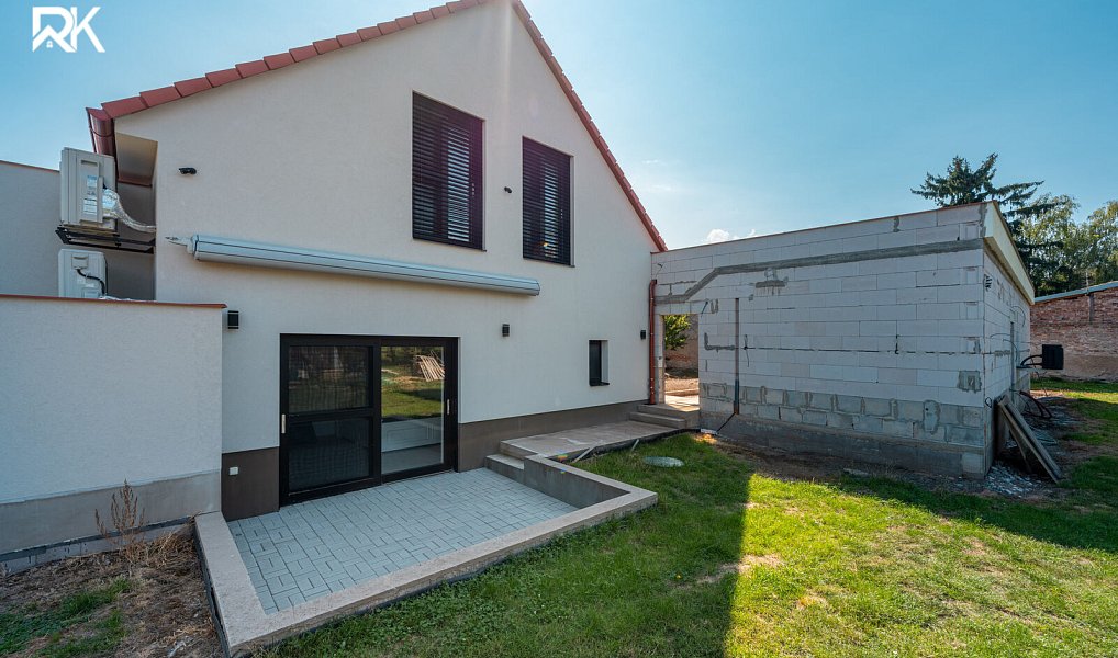 Prodej domu 279 m² s pozemkem 1 184 m², Grunta – náhled fotky 33