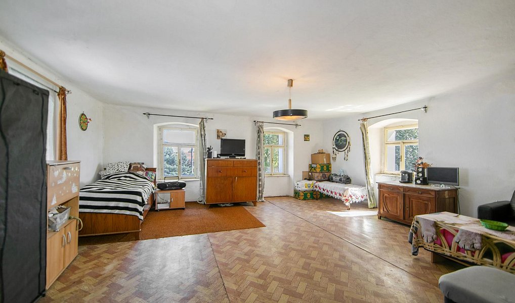 Prodej domu 208 m² s pozemkem 771 m², Kožlany – náhled fotky 22
