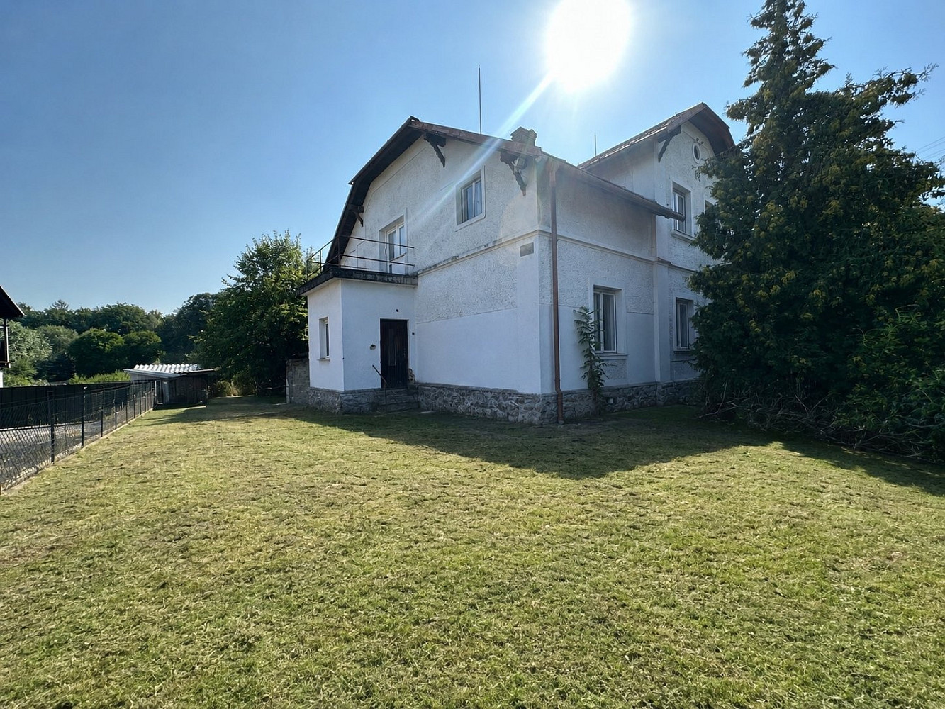 Prodej nájemního domu, činžáku 280 m²