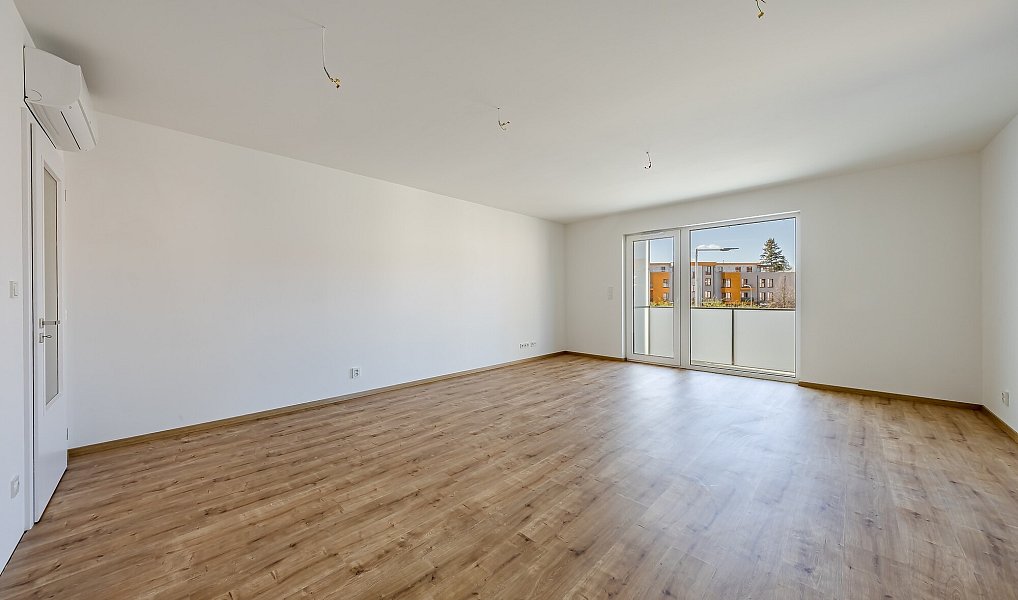 Prodej bytu 4+kk 100 m², Uherské Hradiště – náhled fotky 3