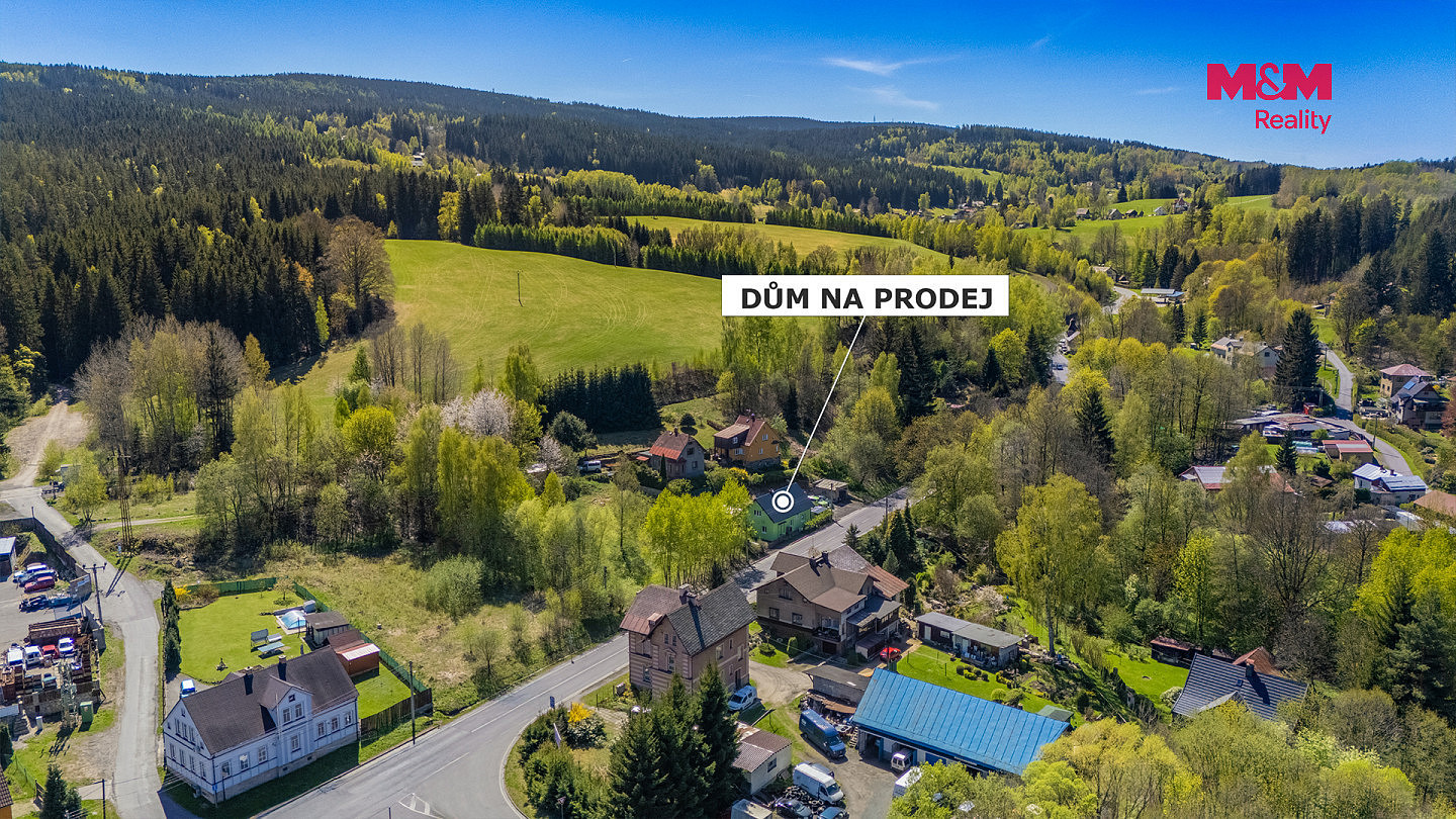 Prodej domu 158 m² s pozemkem 614 m²