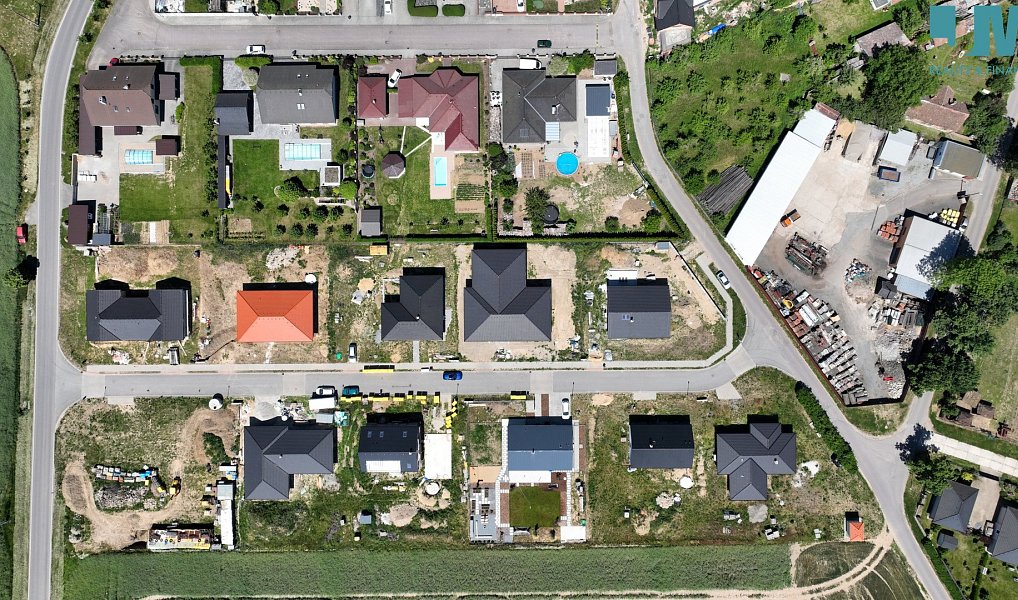 Prodej domu 228 m² s pozemkem 899 m², Hrotovice – náhled fotky 30