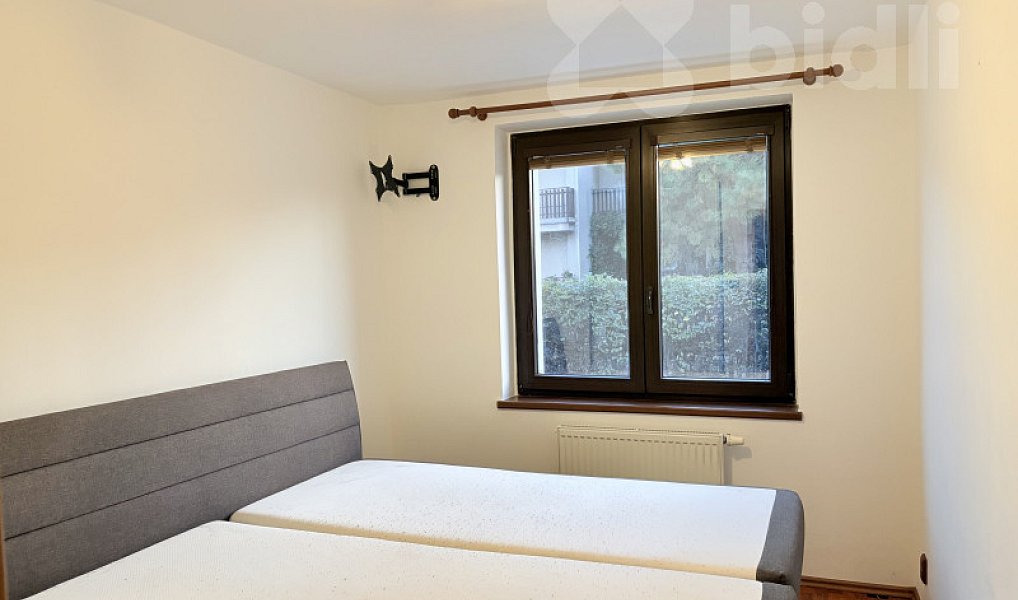 Pronájem bytu 4+1 100 m², Černošice – náhled fotky 20